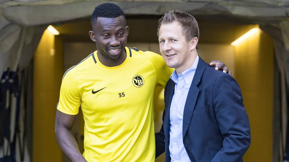Sekou Sanogo und Christoph Spycher im Juni 2018 im Wankdorf.