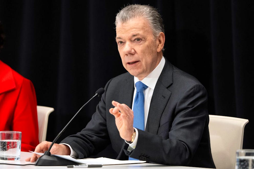 Weltuntergang in 89 Sekunden: Forscher warnen vor Desaster - Gallery. Der ehemalige kolumbianische Präsident und Friedensnobelpreisträger Juan Manuel Santos warnte vor verschiedenen existenziellen Bedrohungen.