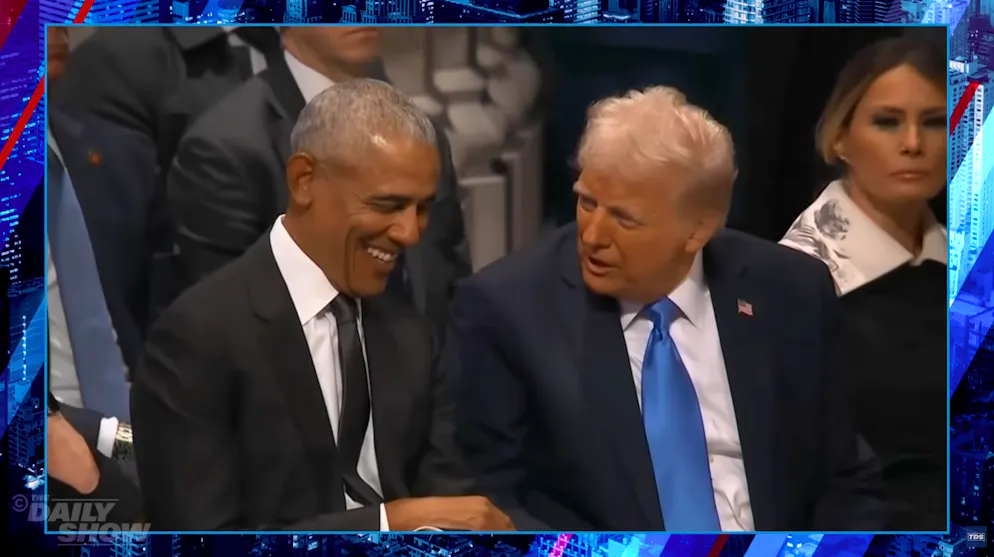 Trump erzählt Barack Obama etwas Lustiges: «Hitler kennt also ein paar Witze?»