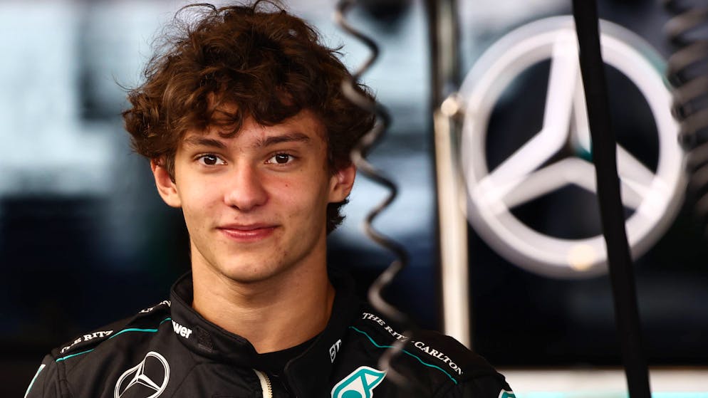 Formule 1. «Mission accomplie» : le remplaçant d'Hamilton chez Mercedes a obtenu son permis !