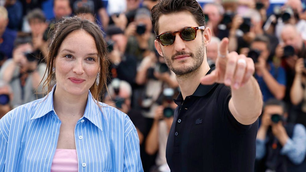 César: «Monte-Cristo» devance «L'Amour ouf» et «Emilia Perez» - Gallery. Avec 14 nominations, "Le comte de Monte-Cristo", avec Pierre Niney (ici à droite), fait la course en pole position à un mois de la 50e cérémonie des César (archives)