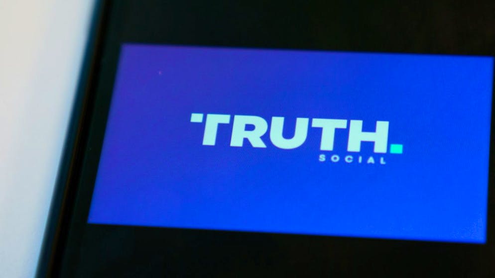 Truth è nato nel 2022.