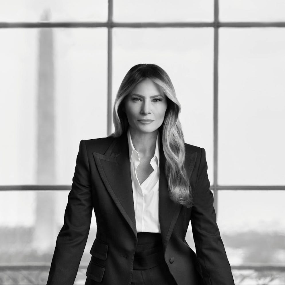 Abgeguckt bei «House of Cards»?. Das neue Porträt von Melania Trump sendet klare Signale