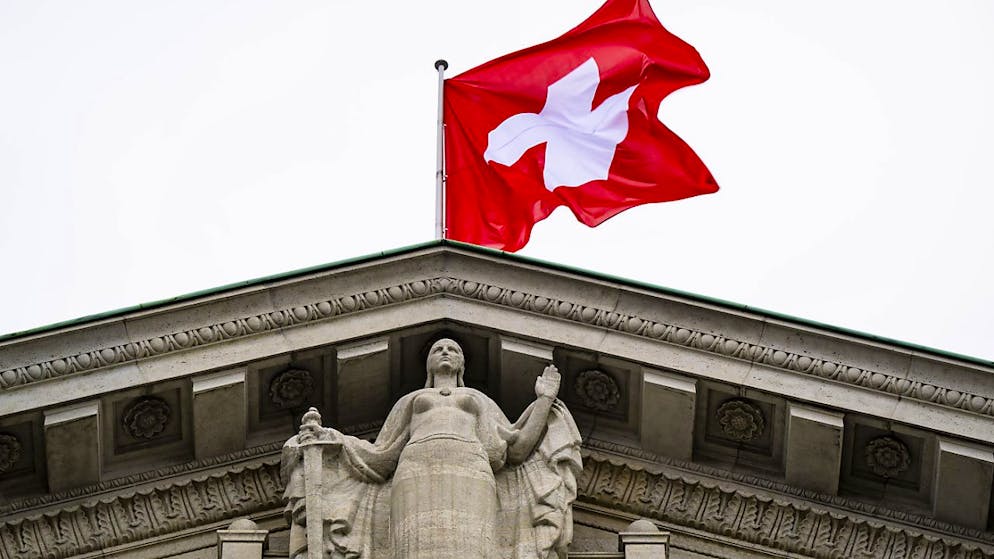 Das Bundesgericht hat die Beschwerde einer ehemaligen Profiboxerin gegen ihre Verurteilung wegen Mordes abgewiesen. (Symbolbild)