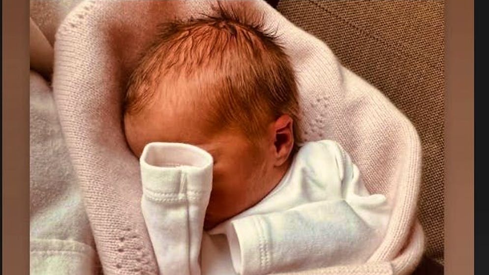 Nuovo membro della Royal Family. La principessa Beatrice dà il benvenuto al suo secondo figlio