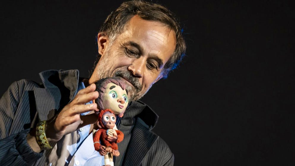 César: «Monte-Cristo» devance «L'Amour ouf» et «Emilia Perez» - Gallery. Claude Barras et les marionnettes de "Sauvages" sont en lice pour le César du meilleur film d'animation (archives).