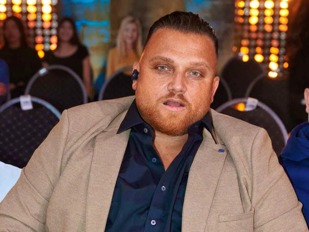 Menowin Fröhlich took part in the casting show "Deutschland sucht den Superstar" in 2005 and 2010. At his second attempt, he made it to the final and came second.