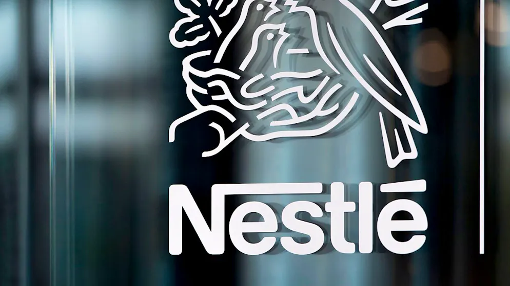 Industria alimentare. Nestlé Waters a processo in Francia per abbandono illegale di rifiuti