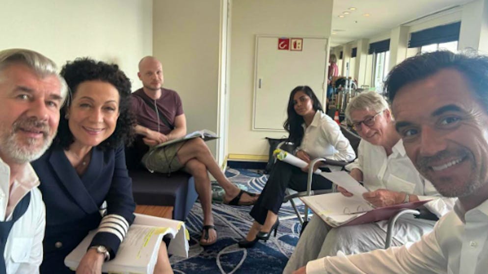 Blick hinter die «Traumschiff»-Kulissen. So bereitet sich Florian Silbereisen auf die Rolle als Kapitän vor