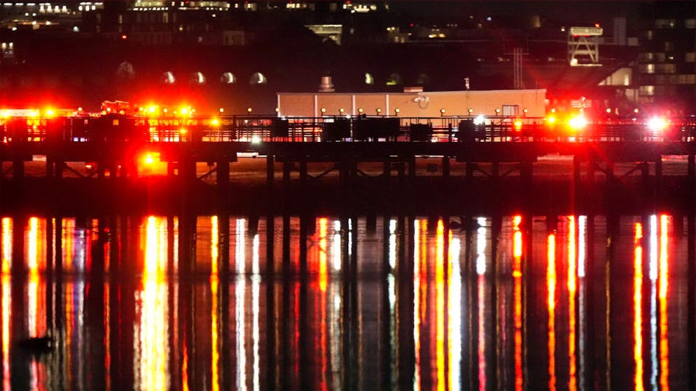 Finora nessun superstite. Scontro tra un aereo e un elicottero militare sui cieli di Washington