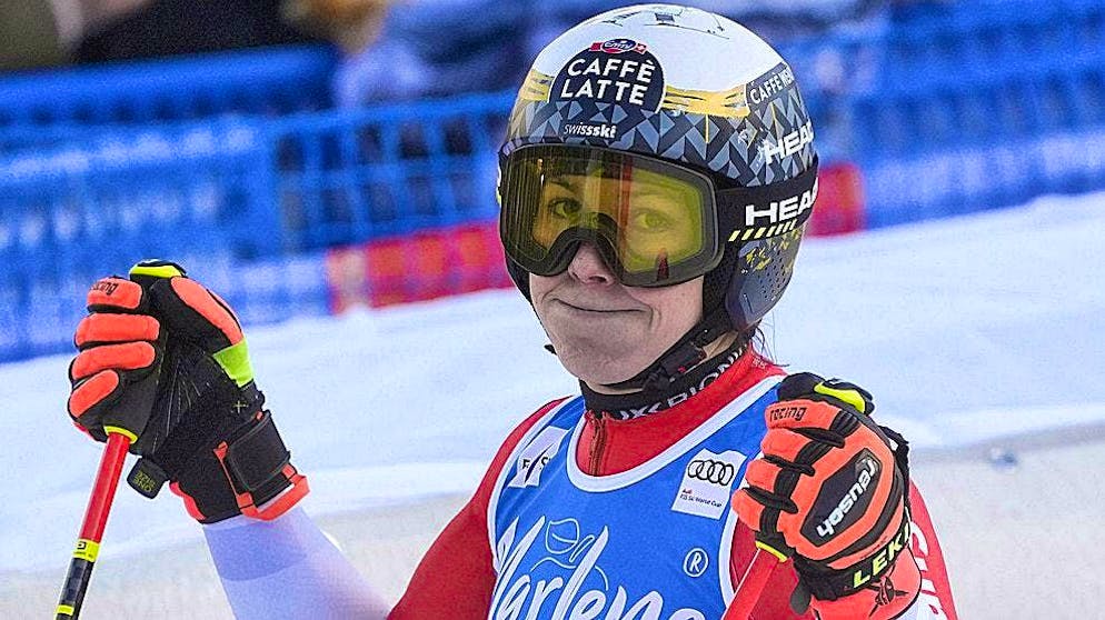 Wendy Holdener misses out on the slalom podium in Courchevel after a fall in the second run.