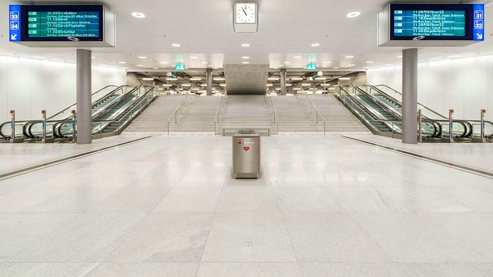 La brutale aggressione è avvenuta al termine di una di queste scale mobili. (immagine d'illustrazione)