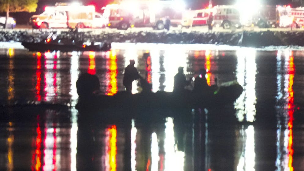 Boule de feu éblouissante. Ce que l'on sait de la terrible collision aérienne à Washington