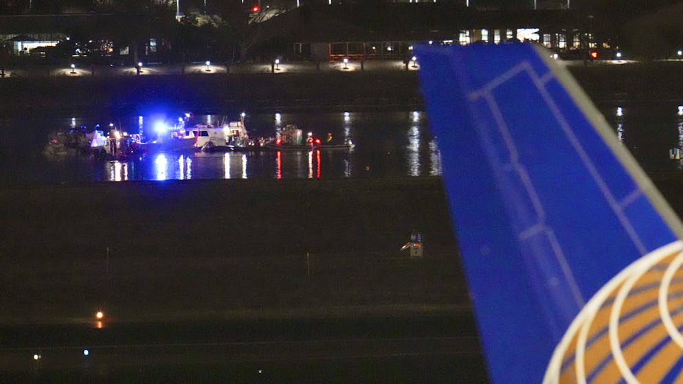 Pas de survivants. «Accident horrible» - Un avion de ligne percute un hélicoptère aux Etats-Unis