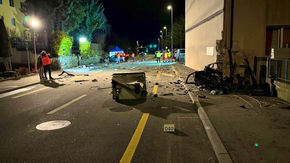 It is not yet clear how the accident occurred in Langnau am Albis ZH.