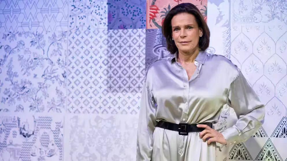 Stéphanie von Monaco wird 60. Stéphanie steht in der monegassischen Thronfolge hinter ihrem älteren Bruder Fürst Albert und ihrer älteren Schwester Prinzessin Caroline an dritter Stelle: Die Prinzessin im Jahr 2020.