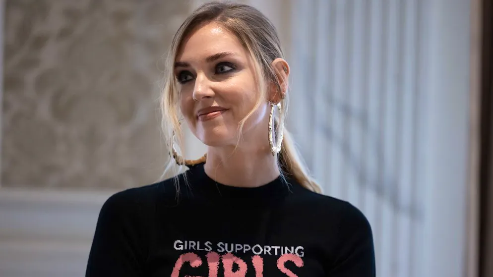 Carnefice o vittima?. Corona attacca Ferragni svelando relazioni segrete di lei con uomini famosi. Chi sarebbero?