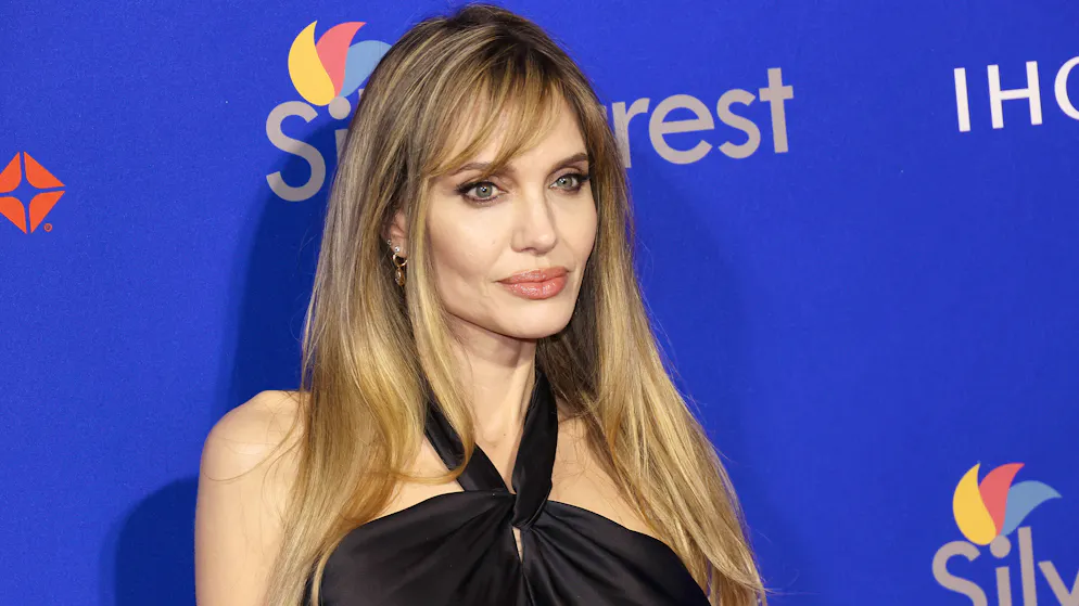 Angelina Jolie se rêve en Maria Callas dans un biopic centré sur le crépuscule de la diva de l'opéra à Paris.