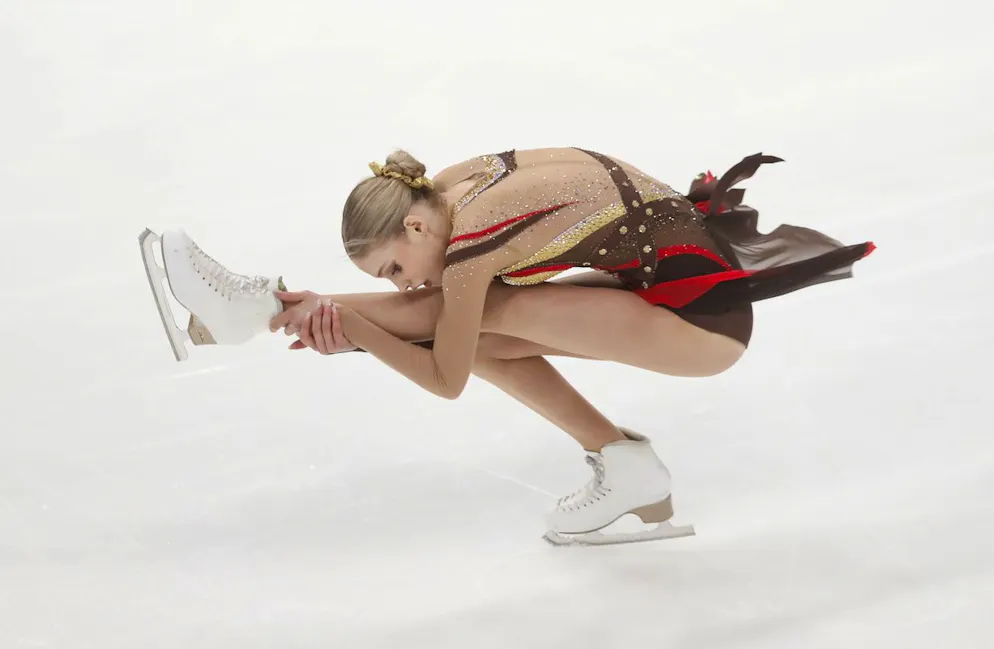 Kimmy Repond stürzt in der Kür gleich zweimal.