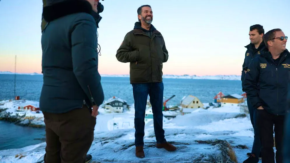 Donald Trump Jr. (M.) paid a visit to Greenland two weeks before his father took office on January 20, 2025.