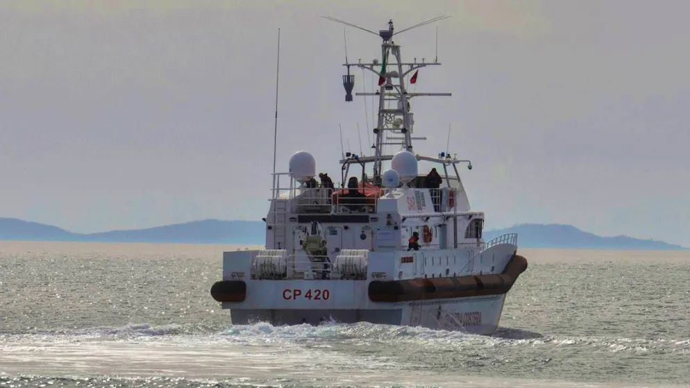 An Italian Coast Guard ship carrying migrants from the asylum seeker centers in Albania back to Italy leaves the port of Shengjin. Photo: Vlasov Sulaj/AP/dpa
