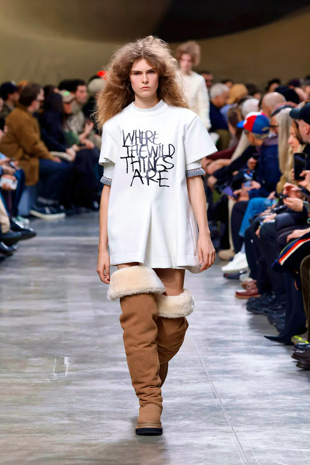 At Men's Fashion Week Fall/Winter 2025 in Paris, Japanese luxury label Sacai presented over-the-knee uggs.