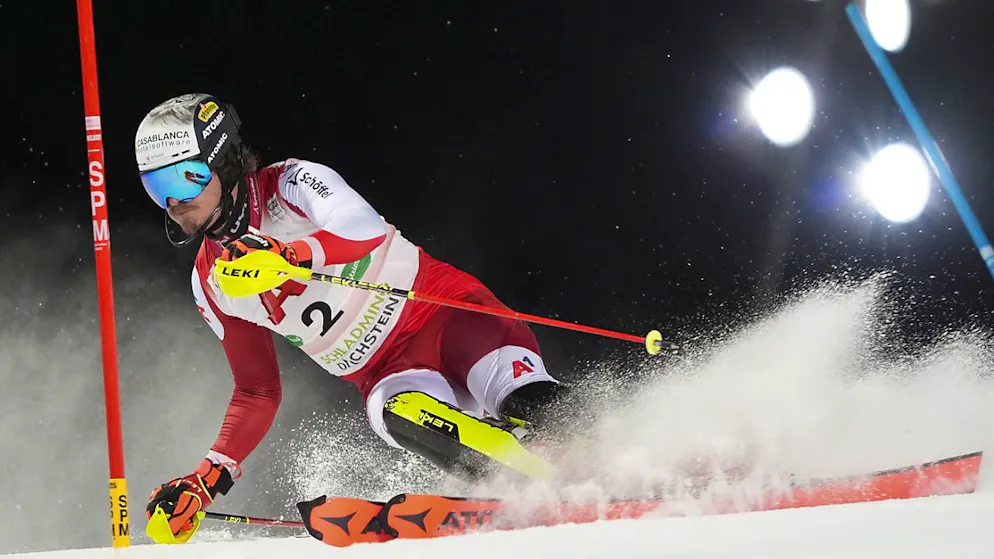 Zweimal breite Brust, einmal Hoffnung - Gallery. Manuel Feller (Bild) und Fabio Gstrein sorgten mit ihren Podestplätzen im Nacht-Slalom in Schladming für einen der seltenen Lichtblicke für Österreichs Männer-Team