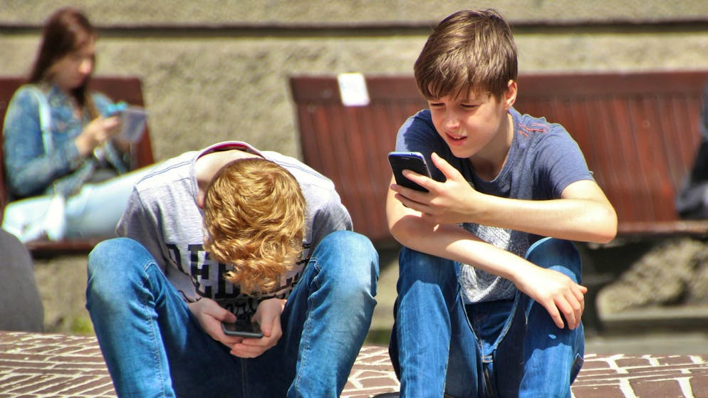 Jugend und Medien. Besprechen oder Beschränken? Tipps am Online-Elternabend