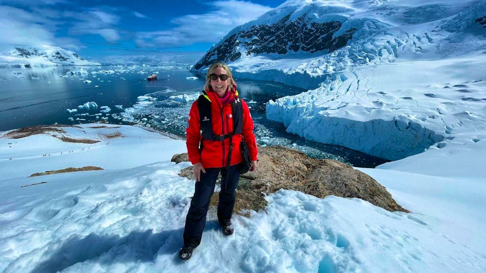 Influencers in the eternal ice: is Antarctica becoming a mass destination? - Gallery. Professor Anne Hardy from the University of Tasmania is concerned about the sharp rise in visitor numbers.