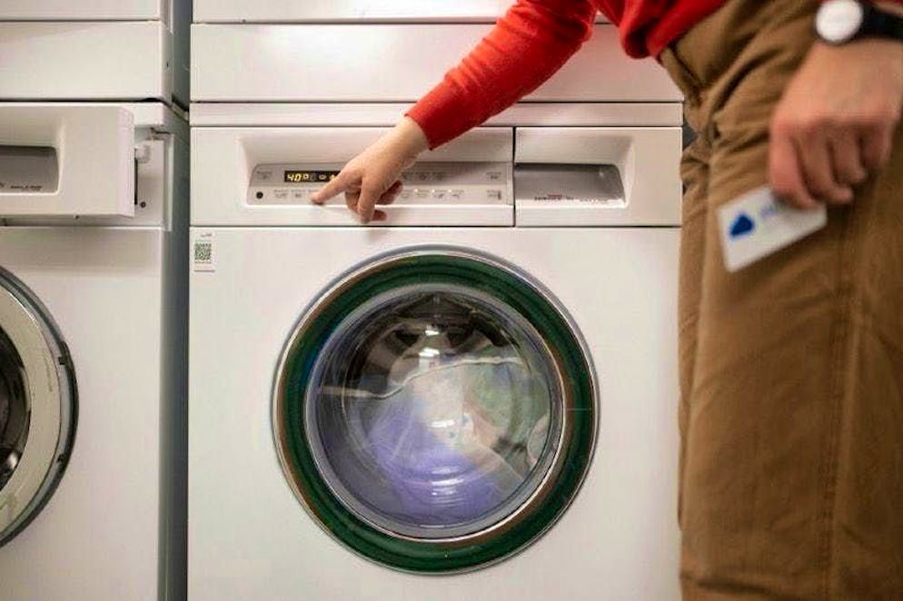 Gli asciugamani devono essere lavati a caldo per evitare che i batteri sopravvivano.