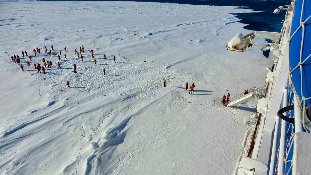 Influencers in the eternal ice: is Antarctica becoming a mass destination? - Gallery. More and more people want to travel to the eternal ice of Antarctica - partly because of social networks.