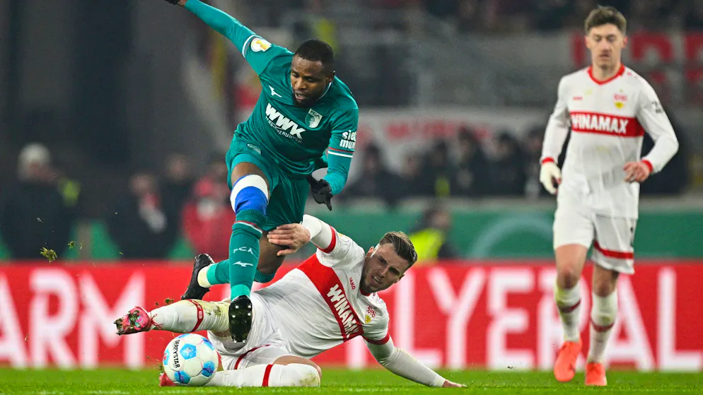 VfB Stuttgart bezwingt Augsburg und steht im Halbfinale - Gallery. Frank Onyeka leitete das Stuttgarter Führungstor unfreiwillig ein.