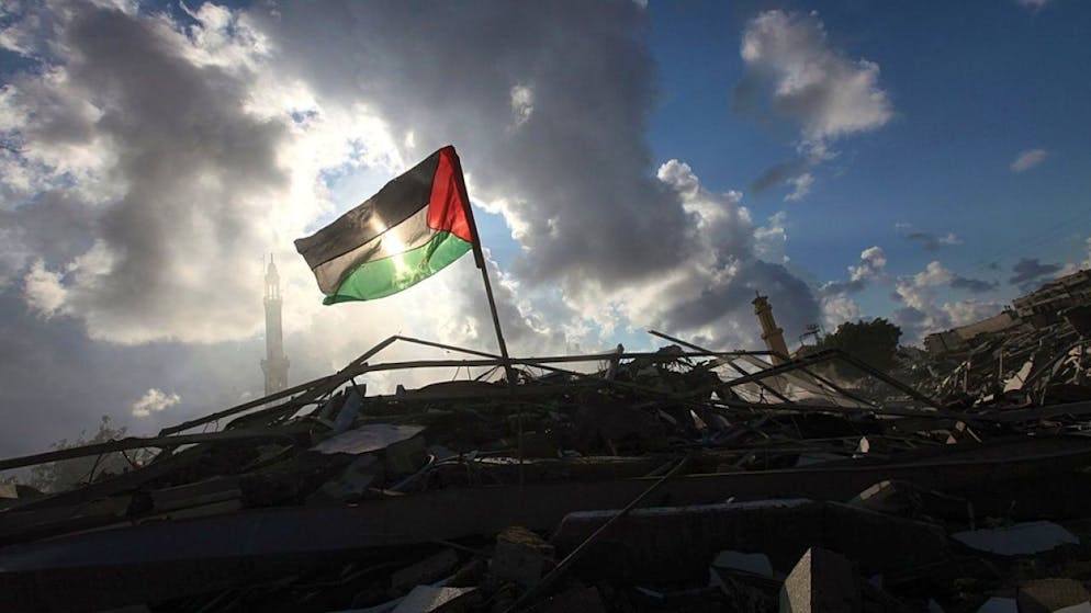 Striscia di Gaza. Ritorno alle armi scongiurata? Israele chiede di liberare 3 ostaggi e Hamas promette che lo farà