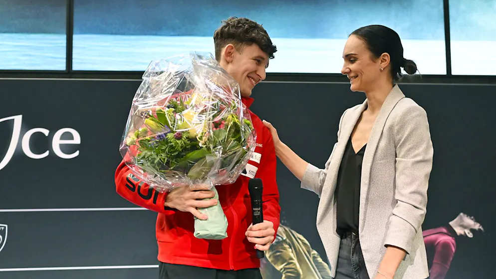 «Es freut mich, dass ich etwas bewegen konnte» - Gallery. Die ehemalige Eiskunstlauf-Europameisterin Sarah van Berkel (-Meier) zählt ebenfalls zu den Gratulantinnen