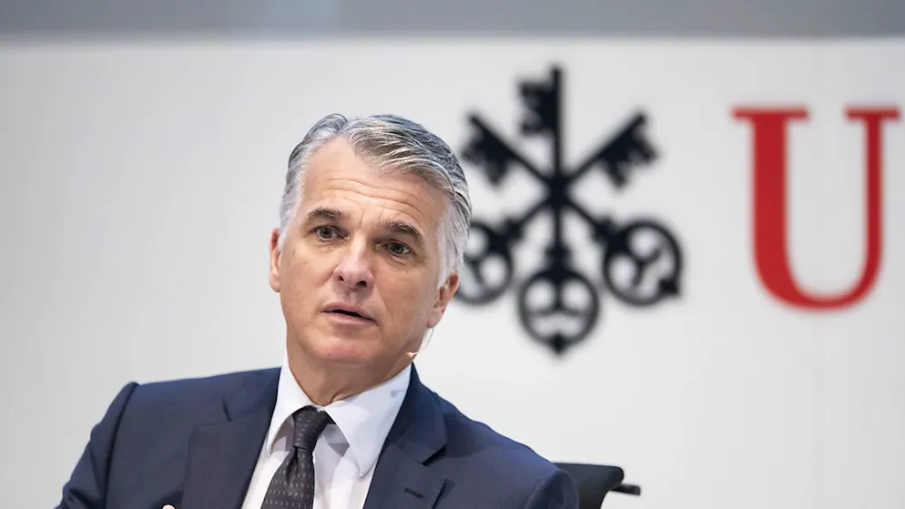 «La discussione deve tornare a un livello adeguato». Così il CEO di UBS Sergio Ermotti (nella foto d'archivio) a proposito del dibattito sui fondi propri delle banche.
