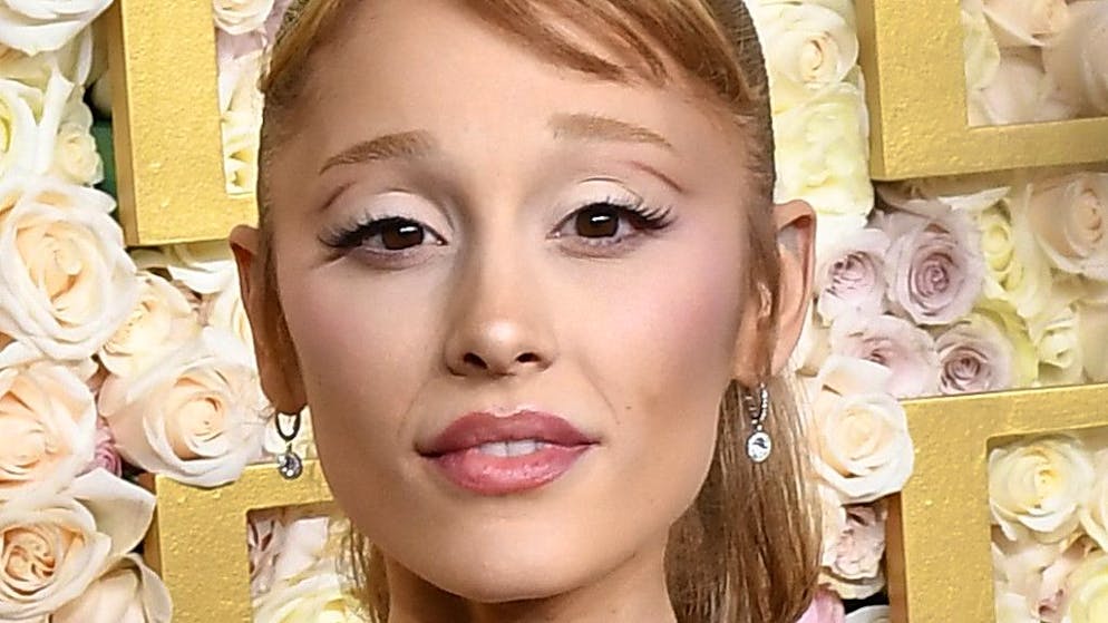 Cantante a cuore aperto. Ariana Grande racconta la battaglia contro la depressione: «La musica mi ha salvata»