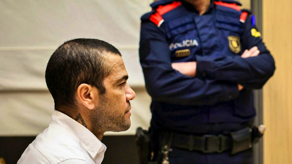 Dani Alves is considered one of the best right-backs of all time.