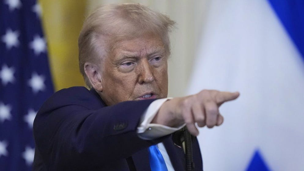 Short term in office, far-reaching consequences. The 9 most controversial decisions in two weeks of Trump