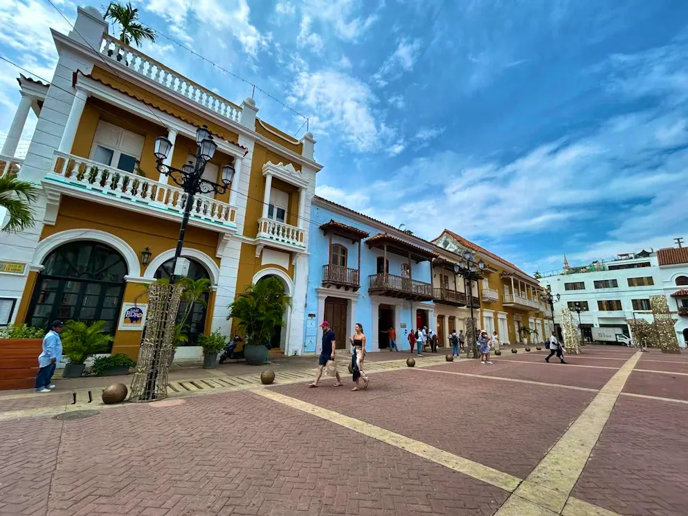 Cartagena. The conquistador Rodrigo de Bastidas (1445-1527) reached the bay of Cartagena in 1502. At that time, the region was inhabited by various indigenous peoples. The Spaniards called it Cartagena, perhaps because of its close resemblance to the Spanish city of the same name.