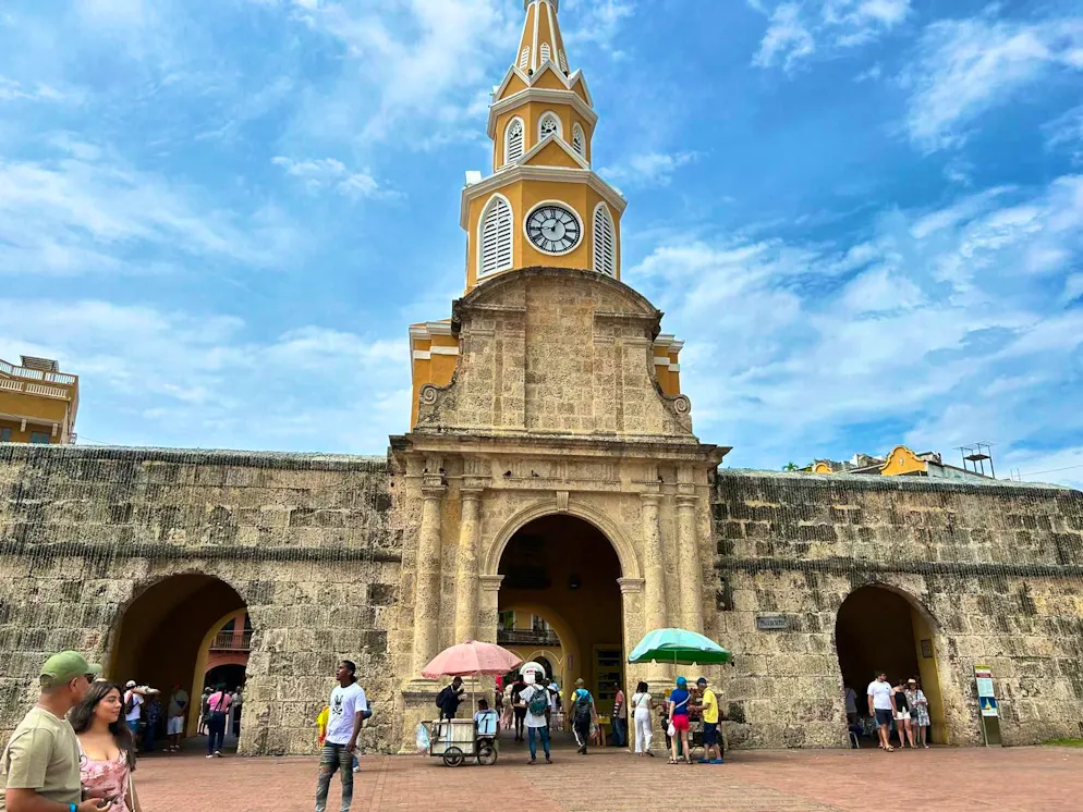 Cartagena. The historic center is surrounded by eleven kilometers of these imposing stone walls, which are complemented by fortifications and bastions. They served as a defense against pirate attacks.