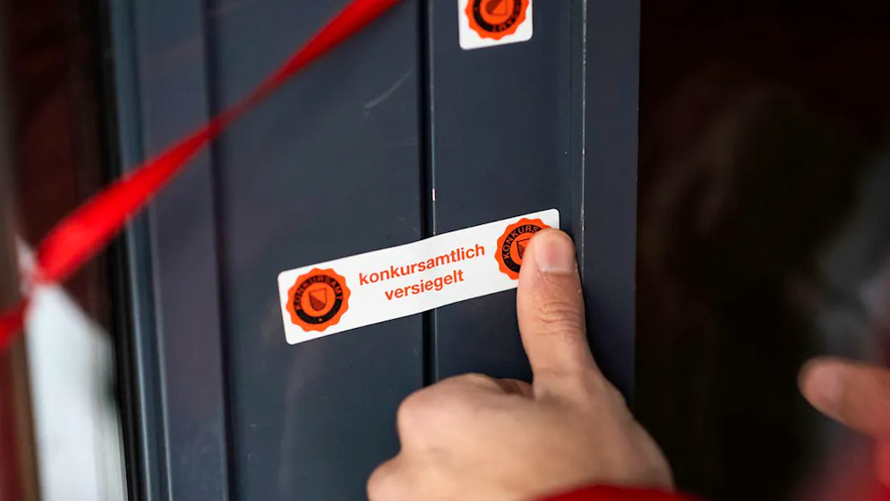 Deutlich mehr Firmenkonkurse und leicht mehr Neugründungen im Jahr 2024 (Symbolbild)