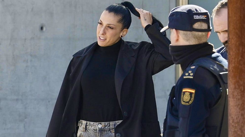 Affaire du baiser forcé. Jenni Hermoso menacée pour «collaborer» avec la Fédération