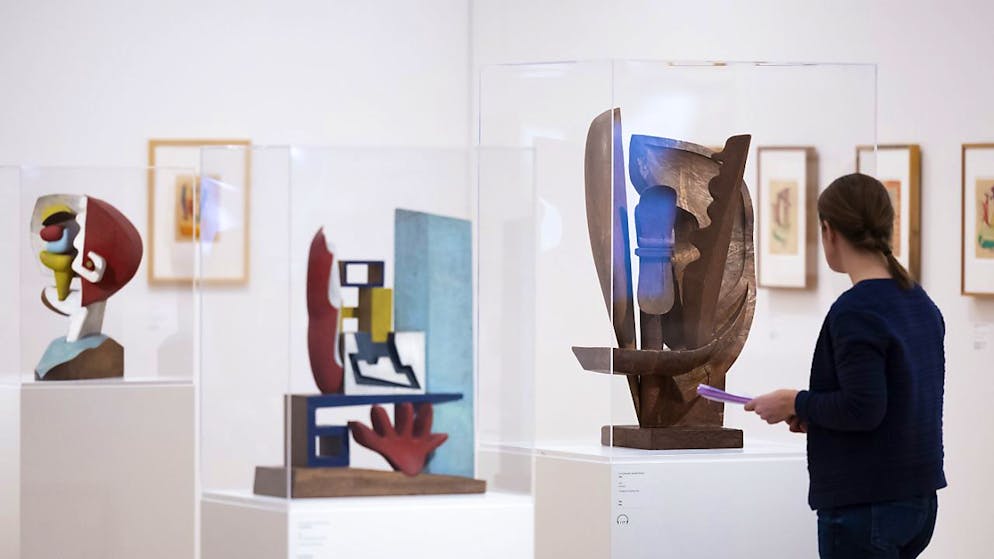 Le Centre Paul Klee de Berne sur les traces de Le Corbusier - Gallery. Le Corbusier a réalisé en tout et pour tout 70 sculptures en bois. Oeuvres peu connues de la fin de sa carrière, quatre d'entre elles sont exposées au Centre Paul Klee de Berne.