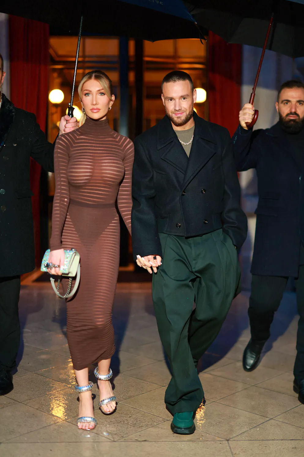 Liam Payne (destra) con la compagna Kate Cassidy, fotografati a Parigi in occasione della settimana della moda, il 2 marzo 2024. 