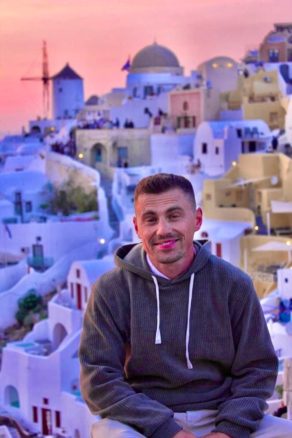 Marcus has lived on Santorini for seven years.