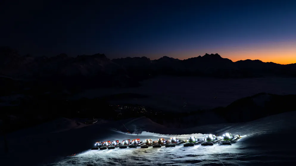 Dameuses. Les dameuses face aux Dents-du-Midi.
