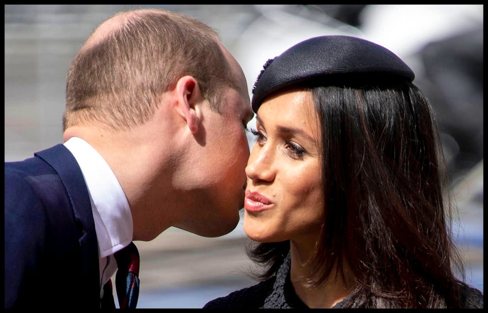 Selon les témoignages des serviteurs royaux, Meghan aurait embrassé son beau-frère presque à chaque rencontre.