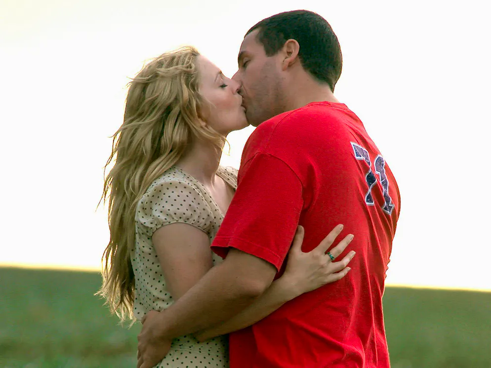 Drew Barrymore findet, dass sie mit Drehpartner Adam Sandler die beste Chemie vor der Kamera hat. Diese Kussszene der beiden ist im Film «50 erste Dates» zu sehen.