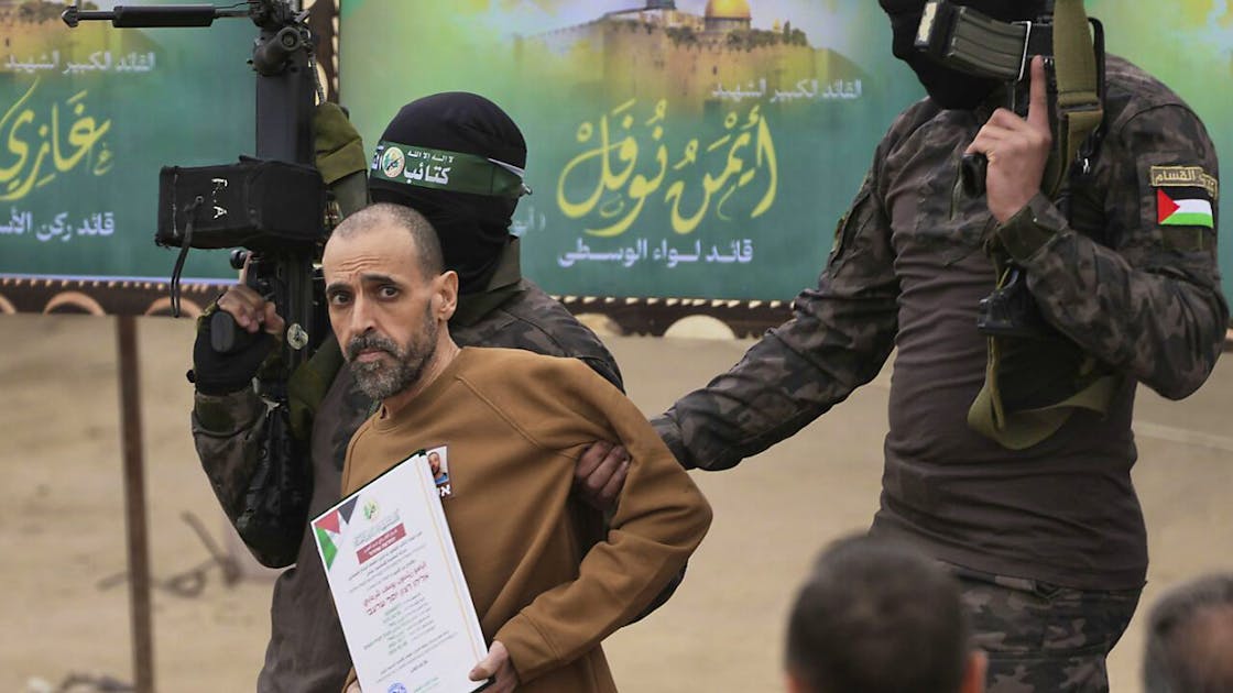 Proche-Orient Le Hamas libère trois otages israéliens après 16 mois de captivité