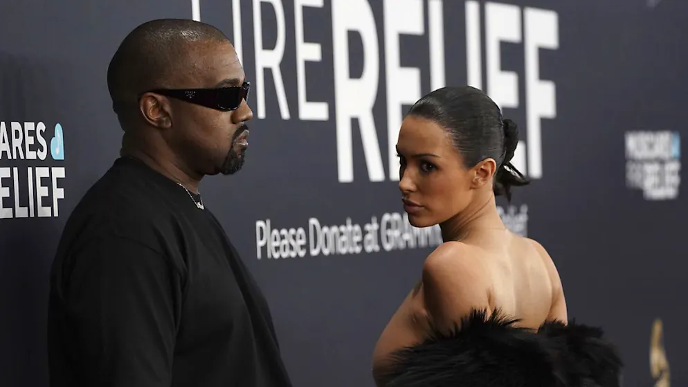 Kanye West con Bianca Censori ai Grammy